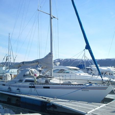 Norwavey, Sleep In A Boat Hotel Krokelvdalen Exterior photo